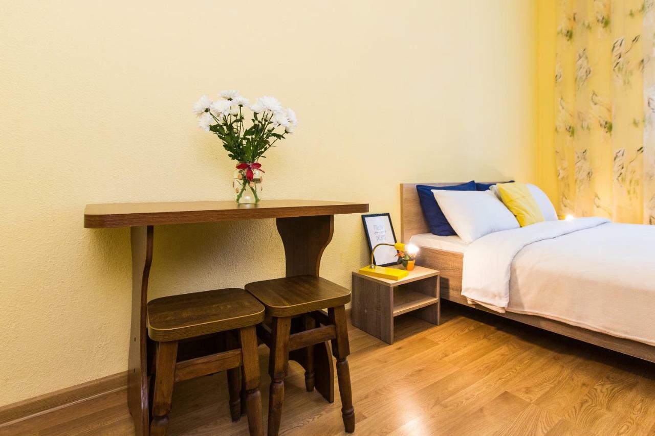 Modern 2Br Apartment In Central Lviv Eksteriør billede